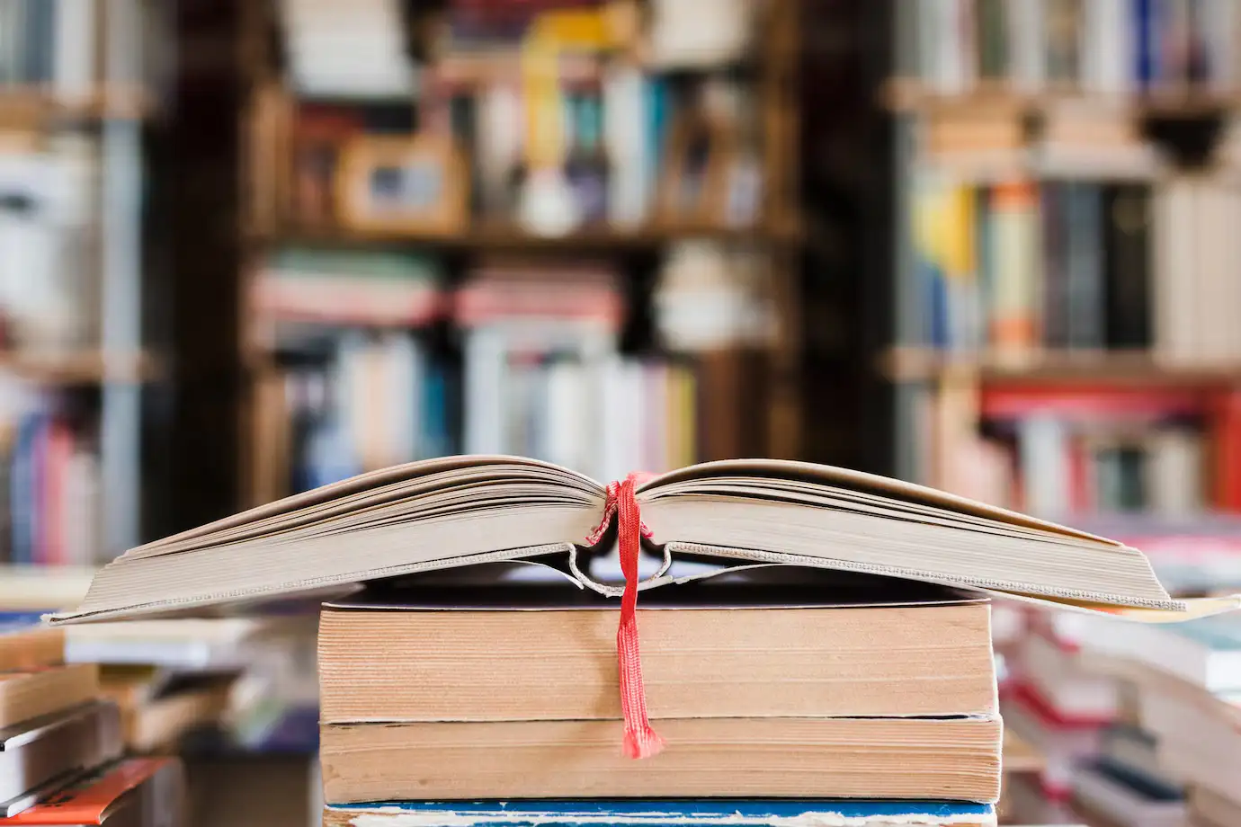 5 Elemen dan Cara Mudah Membuat Resensi Buku