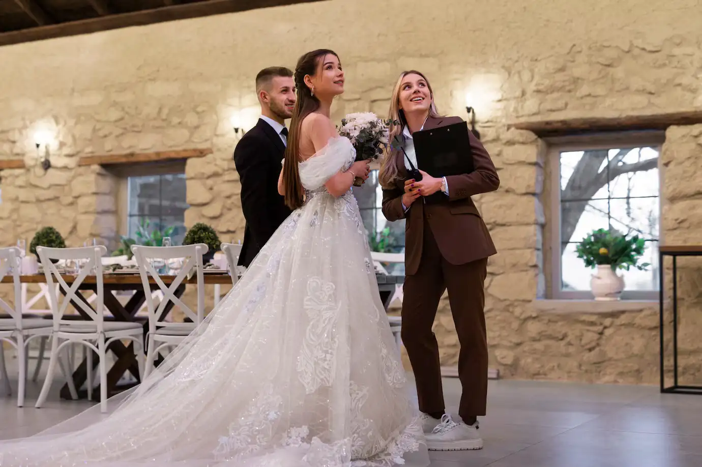 7 Jenis dan Tips Memilih Gaun Pengantin yang Benar